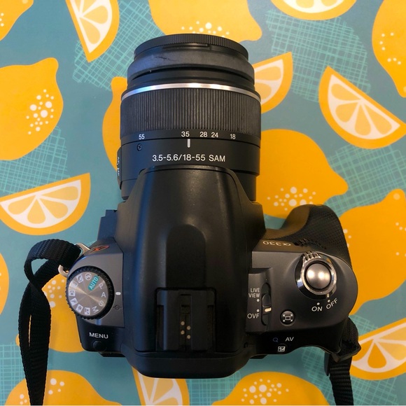 Sony Alpha 330 (Sony A330) kit with 2 lenses - Picture 9 of 13